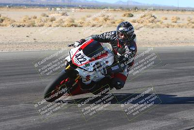 media/Jan-10-2025-CVMA Friday Practice (Fri) [[489e0da257]]/Group 4 and Trackday/Session 2 (Turn 4 Inside)/